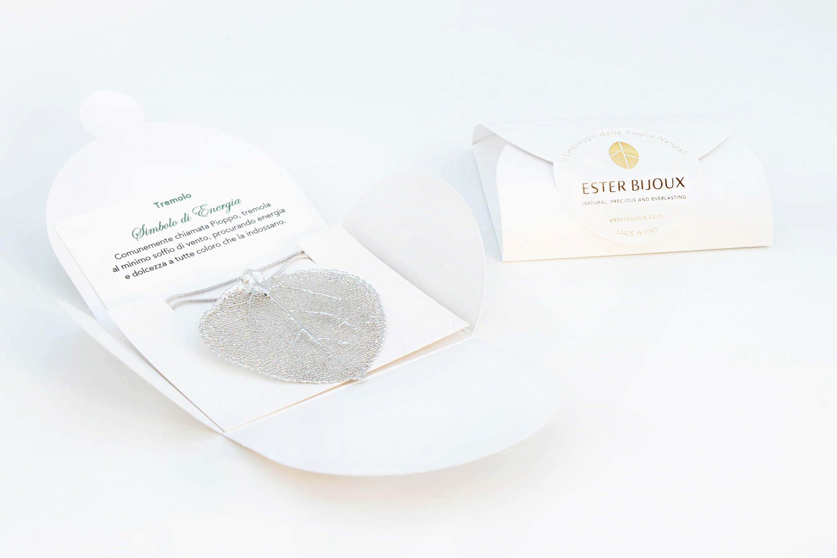 Packaging Ester Bijoux e Descrizione Simbolica Foglia